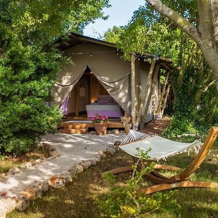Tenuta Donnanna Agriturismo&Glamping ガラトーネ エクステリア 写真