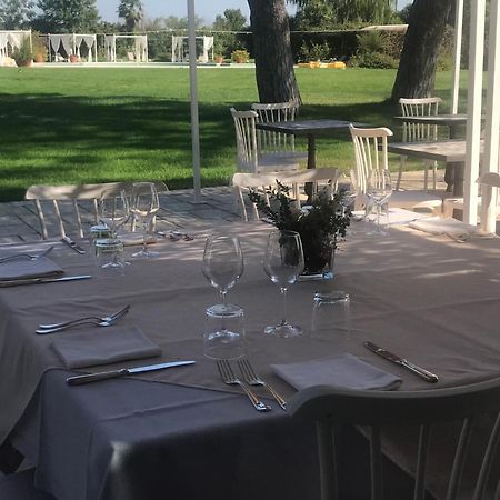 Tenuta Donnanna Agriturismo&Glamping ガラトーネ エクステリア 写真