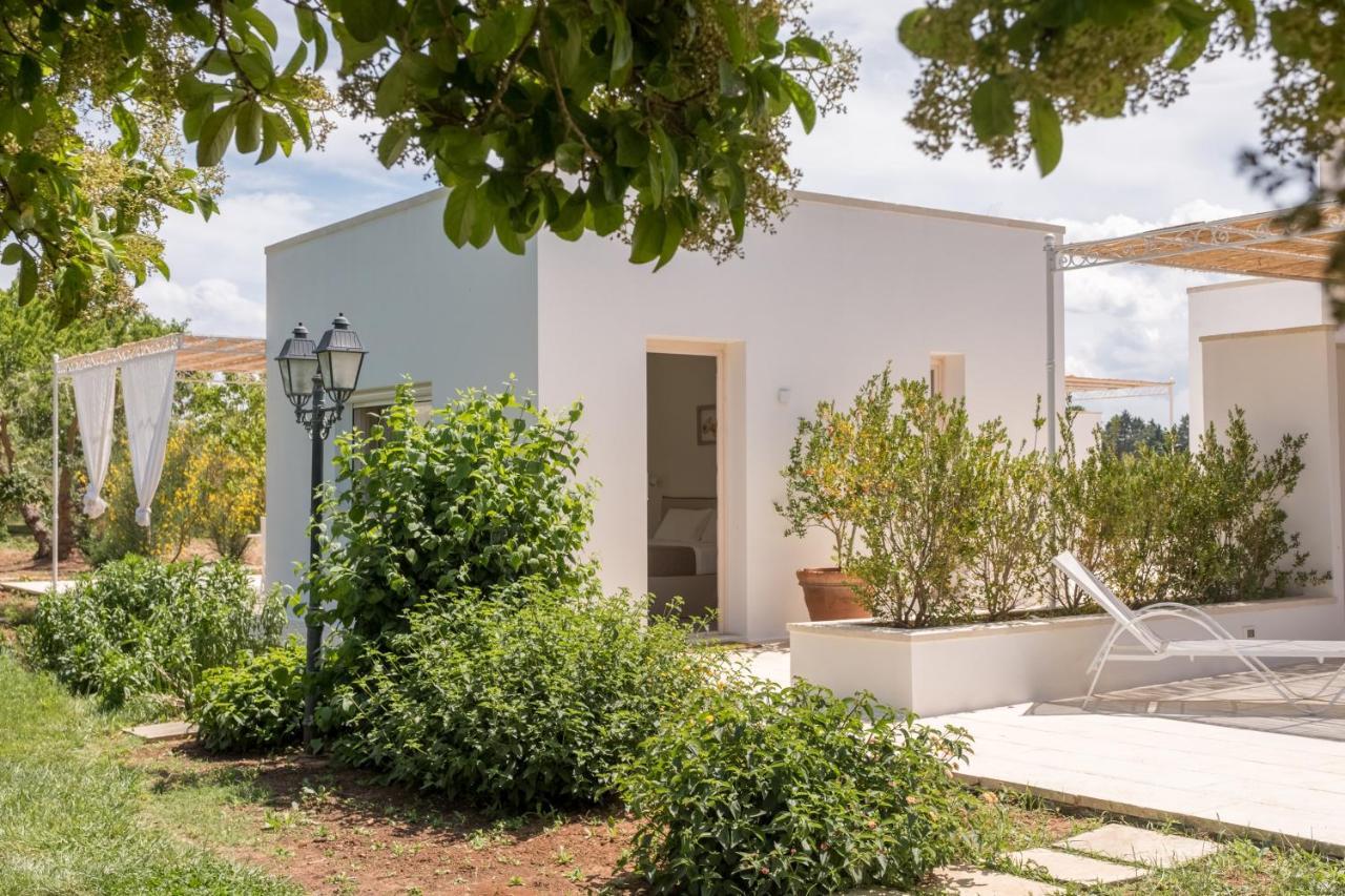 Tenuta Donnanna Agriturismo&Glamping ガラトーネ エクステリア 写真