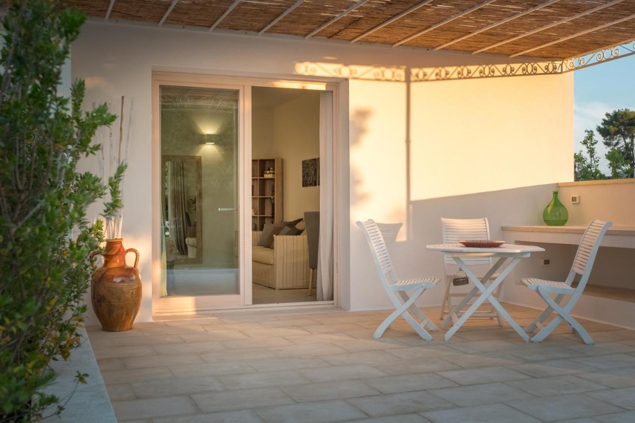 Tenuta Donnanna Agriturismo&Glamping ガラトーネ エクステリア 写真