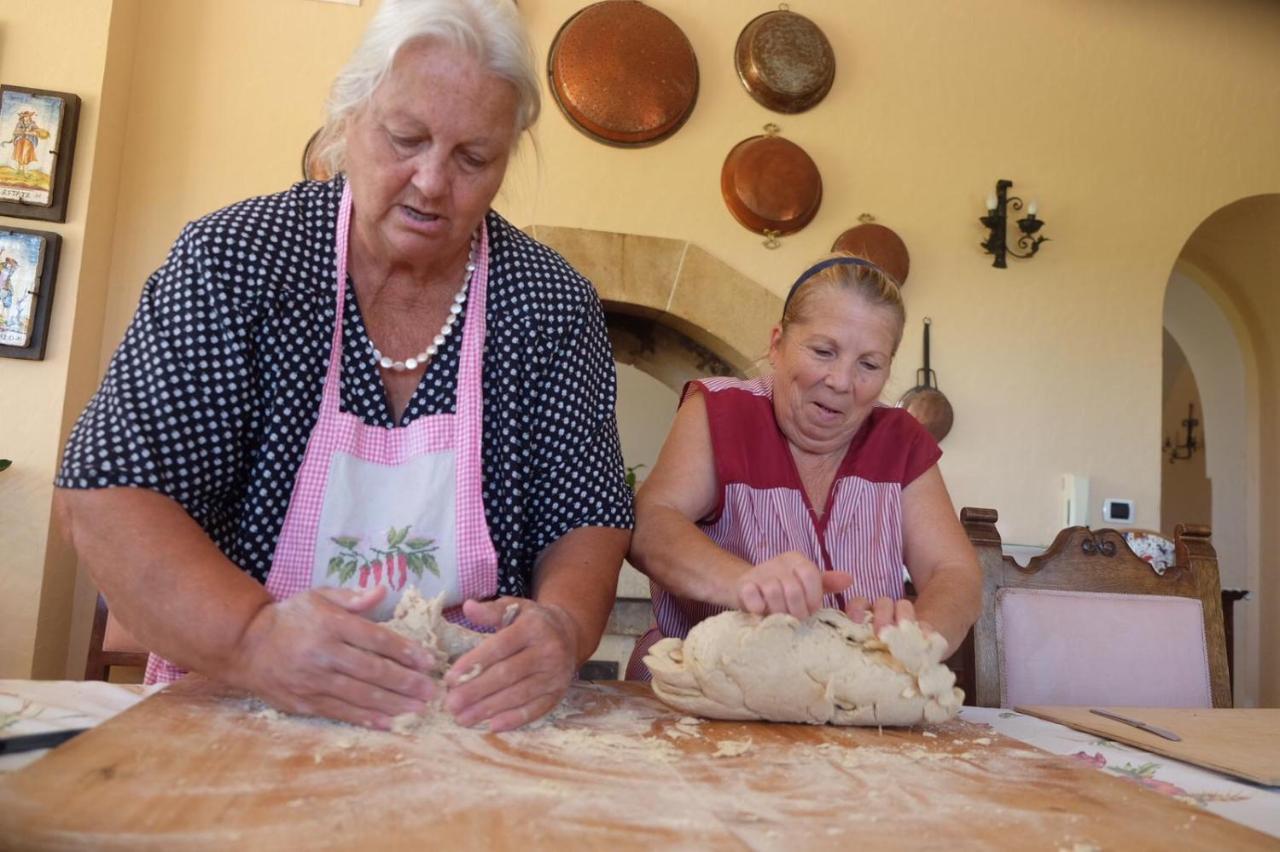 Tenuta Donnanna Agriturismo&Glamping ガラトーネ エクステリア 写真