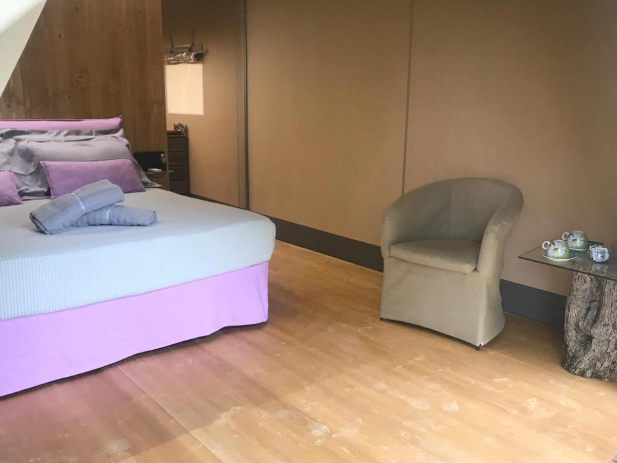 Tenuta Donnanna Agriturismo&Glamping ガラトーネ エクステリア 写真